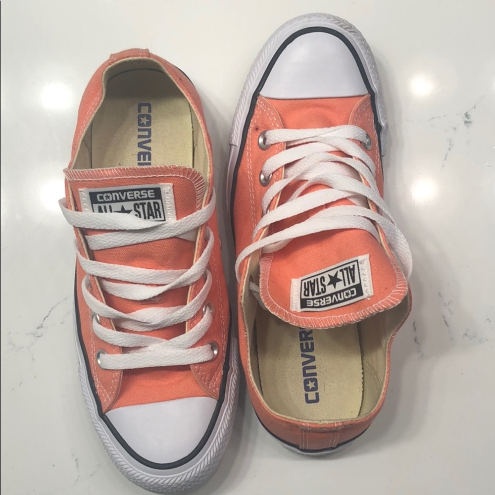 Coral/Peach Women’s Converse